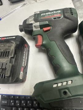 Б/у Гайковерт Metabo ssd 18 lt 200 bl 1акб 4ah зп 01-200892954
