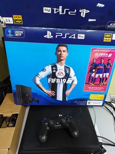 Б/в Ігрова приставка Sony playstation 4 pro 1tb 01-200897044