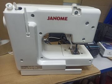 Janome model 525
