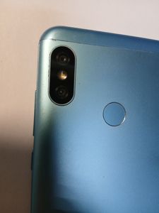 Б/в Мобільний телефон Xiaomi mi a2 lite 2/32gb 01-200903161