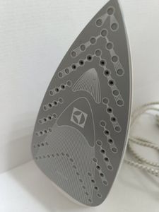Б/у Утюг Electrolux edb1740lg 01-200904749