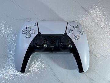 Б/в Геймпад Sony dualsense 01-200905410