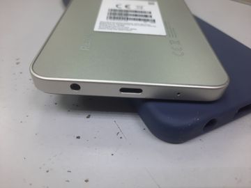 Б/у Мобільний телефон Xiaomi redmi a5 4/128gb 01-200920065