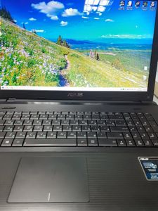 Б/у Ноутбук Asus 17/core i3 3120m ddr3/4gb ddr3/hdd 750 gb/ssd *відсутній/geforce 740m 01-200916307