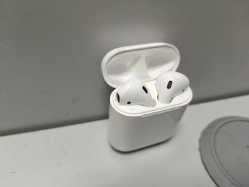 Б/у Наушники Apple airpods 2nd generation a1602, a2031, a2032 01-200930472