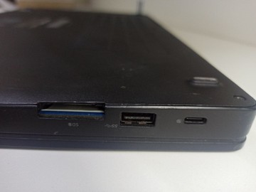 Б/в Ноутбук Dell 15/core i5 6300u ddr3/8gb ddr3/ssd 128 gb/*інтегрована 01-200930343