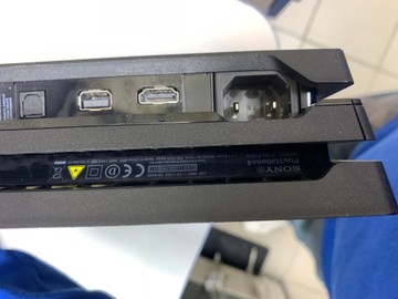 Б/в Ігрова приставка Sony playstation 4 pro 1tb 01-200936130
