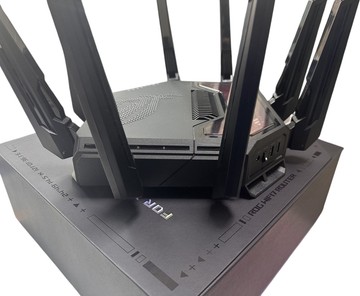 Б/в Бездротовий маршрутизатор Asus rog rapture gt-be19000 01-200932600
