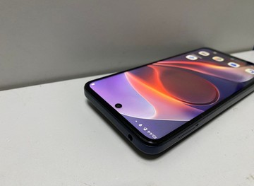 Б/у Мобільний телефон Motorola moto e15 2/64gb 01-200954280
