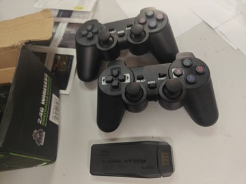 Б/в Ігрова приставка Game Stick lite 64 gb 01-200954068