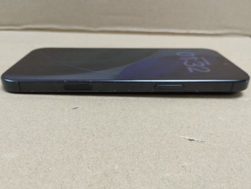 Б/в Мобільний телефон Apple iphone 16 pro max 256gb 01-200948981