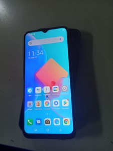 Б/в Мобільний телефон Tecno spark 8c kg5n 4/64gb 01-200955189