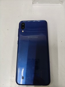 Б/в Мобільний телефон Samsung galaxy m10 2/16gb sm-m105g 01-200956820