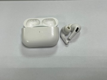 Б/у Навушники Apple airpods pro 2nd generation with magsafe charging case usb-c 01-200968427
