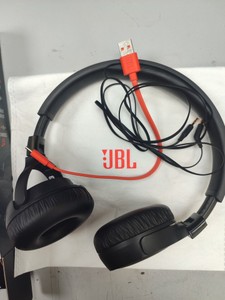 Б/в Навушники Jbl tune 670nc 01-200981990