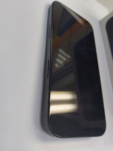 Б/в Мобільний телефон Apple iphone 16 pro 128gb 01-201002139