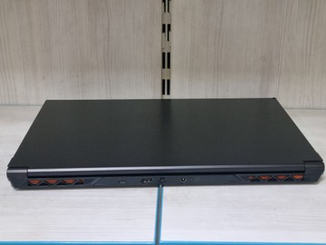 Б/в Ноутбук Schenker 17/core i7-12700h ddr4/16gb ddr4/ssd 1000 gb/geforce rtx3050 4gb 01-200991355