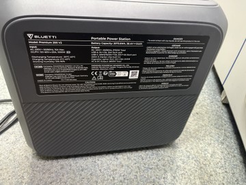 Б/у Зарядная станция Bluetti premium 200 v2 01-201007273