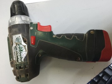 Б/в Шурупокрут Metabo powermaxx bs 1акб 2ah зп 01-201045232