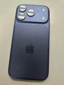 Б/в Мобільний телефон Apple iphone 17 pro 256gb 01-201054271