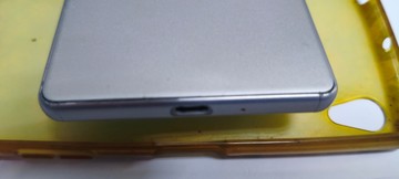 Б/в Мобільний телефон Sony xperia x f5122 dual 3/64gb 01-201052637