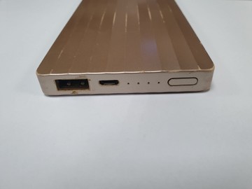Б/в Повербанк Zmi pb810 10000mah 01-201082358
