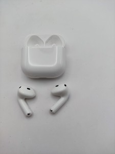 Б/у Навушники Apple airpods 4 with active noise cancellation 01-201086328