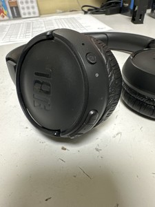 Б/у Навушники Jbl tune 570bt 01-201096269