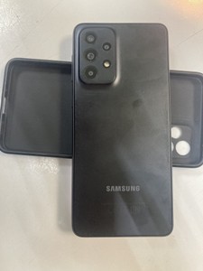 Б/в Мобільний телефон Samsung galaxy a33 5g 6/128gb 01-201099642