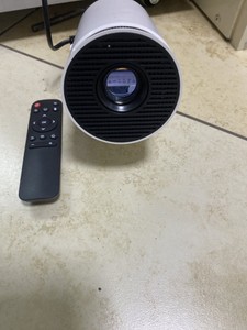 Б/в Проектор Projector hy300 01-201098452