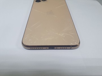 Б/в Мобільний телефон Apple iphone 11 pro max 64gb 01-201114517