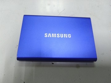 Б/в Ssd накопичувач Samsung t7 1 tb 01-201127057