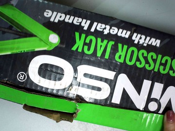 Б/у Домкрат Winso scissor jack 1.5т 01-201146718