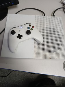 Б/в Ігрова приставка Microsoft xbox one s 1tb 01-201167418