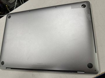 01-200095695: Apple Macbook Pro core i9 2,3ghz a2141/retina/ram16gb/ssd1000gb/intel uhd graphics 630