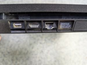 01-200784447: Sony playstation 4 slim 1tb