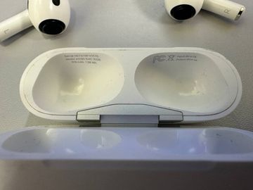 01-200790800: Apple airpods pro