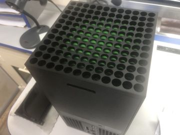 01-200792121: Microsoft xbox series x 1tb