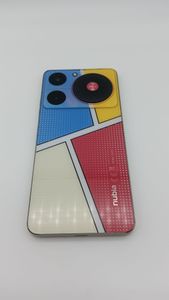 01-200797621: Zte nubia music 4/128gb pop art