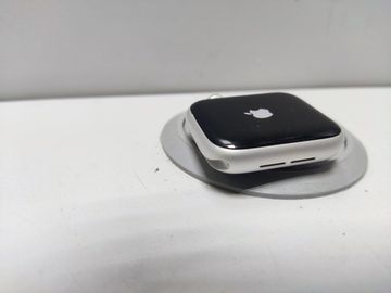 Б/в Смарт-годинник Apple watch se 2 gps 40mm aluminium case 01-200805501