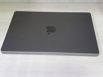 Б/в Ноутбук Apple macbook pro 14 / a2918 / apple m3/ ram 8gb/ ssd 512gb/ 10 core gpu 01-200808996