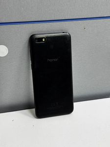 Б/у Мобильный телефон Huawei honor 7a 2/16gb 01-200812476