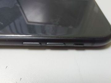 Б/в Мобільний телефон Apple iphone 11 64gb 01-200811450