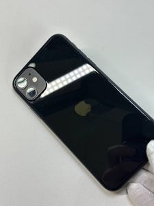 Б/в Мобільний телефон Apple iphone 11 64gb 01-200842338
