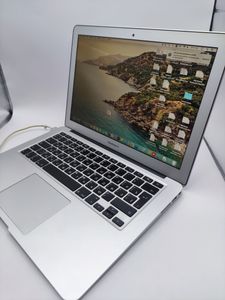 Б/в Ноутбук Apple macbook air a1466/ 13,3"/ core i5 1.3ghz/ram4gb/ssd256gb/intel hd graphics 5000 01-200843842