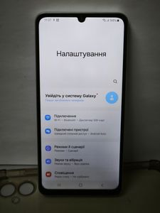Б/в Мобільний телефон Samsung galaxy a06 4/128gb 01-200850578