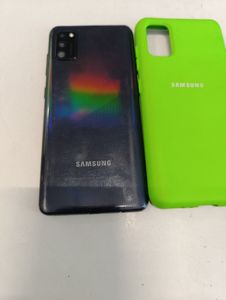 Б/в Мобільний телефон Samsung galaxy a41 4/64gb 01-200854056
