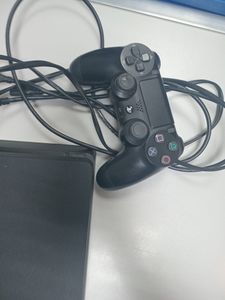 Б/у Игровая приставка Sony playstation 4 slim 500gb 01-200866370