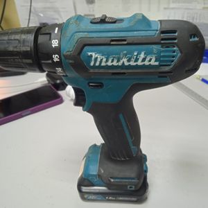 Б/в Шурупокрут Makita df331dwae 2акб 2ah зп 01-200887073