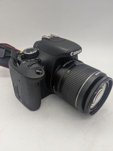 Б/в Фотоапарат Canon eos 600d + ef-s 18-55mm 1:3.5-5.6 is ii 01-200855530